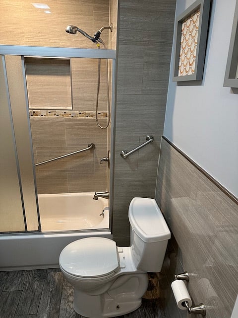Furnished Finder property 413999_1 photo 3