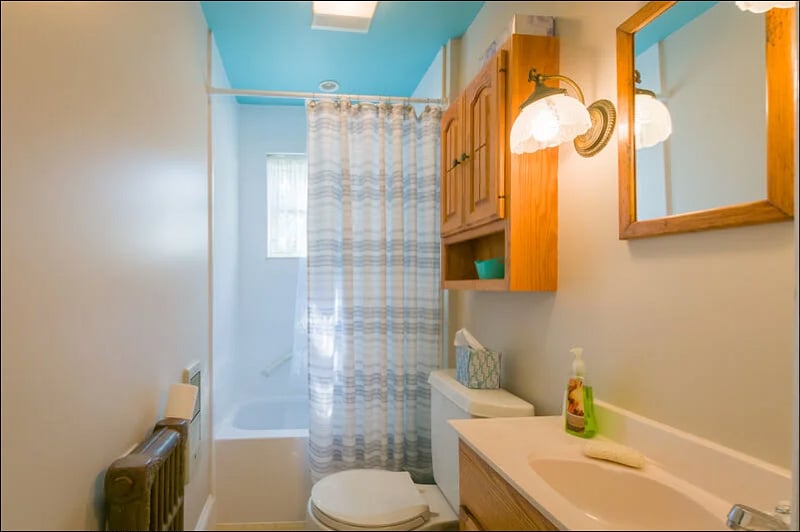 Bathroom 2 with tub and shower on second floor