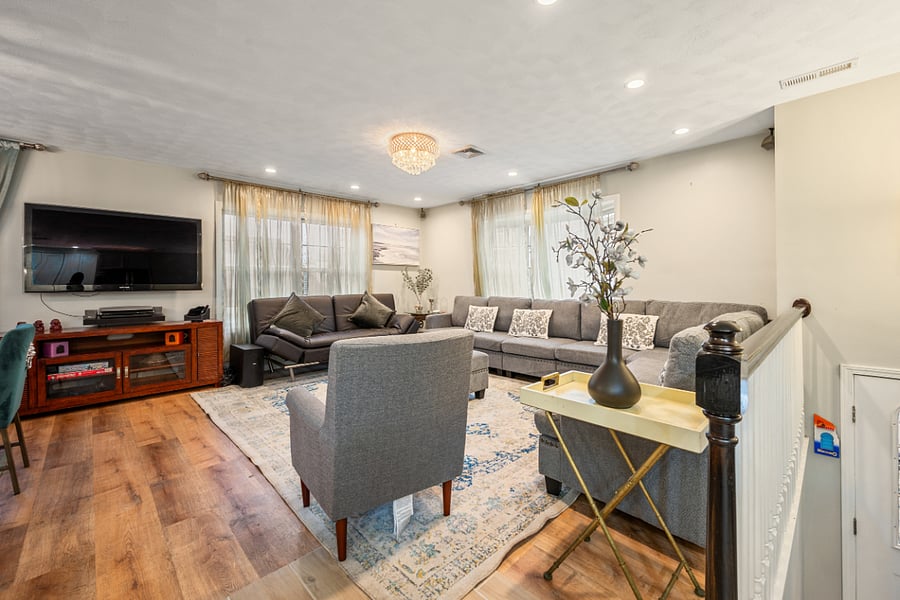 Furnished Finder property 414102_1 photo 1