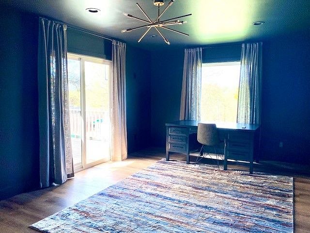 Office / Extra bedroom (1 extra twin bed or more can be provided on request)