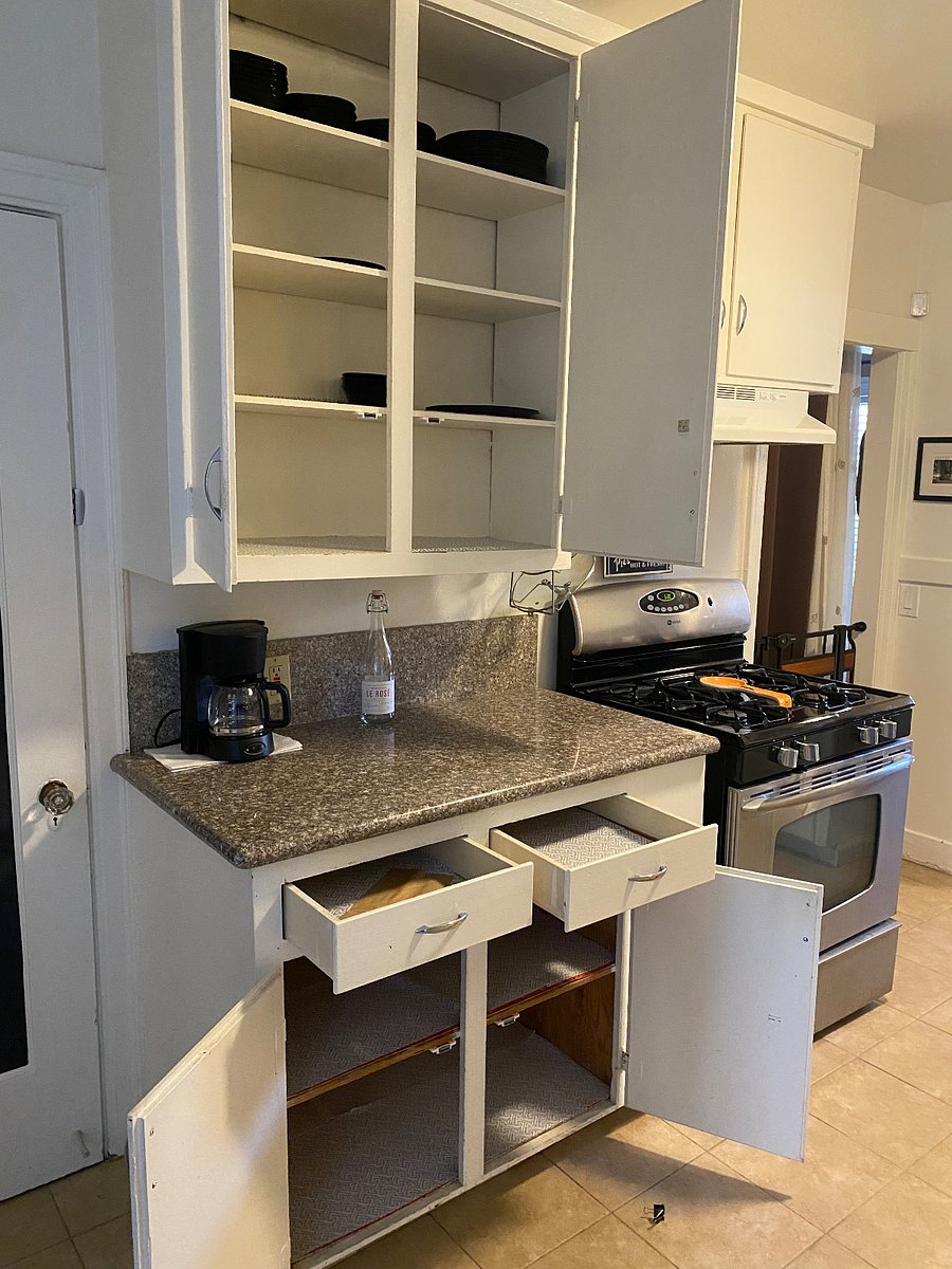 Dedicated kitchen storage 
