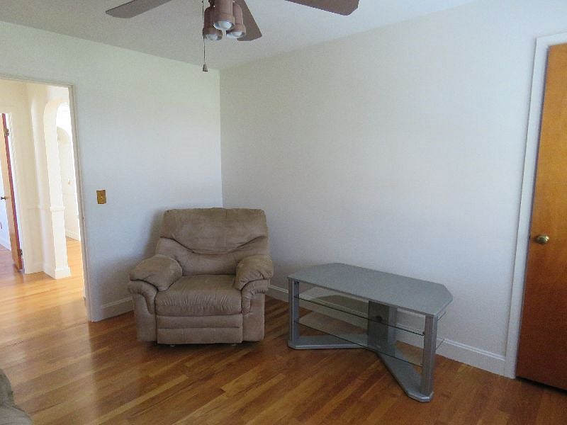 Furnished Finder property 414222_1 photo 9