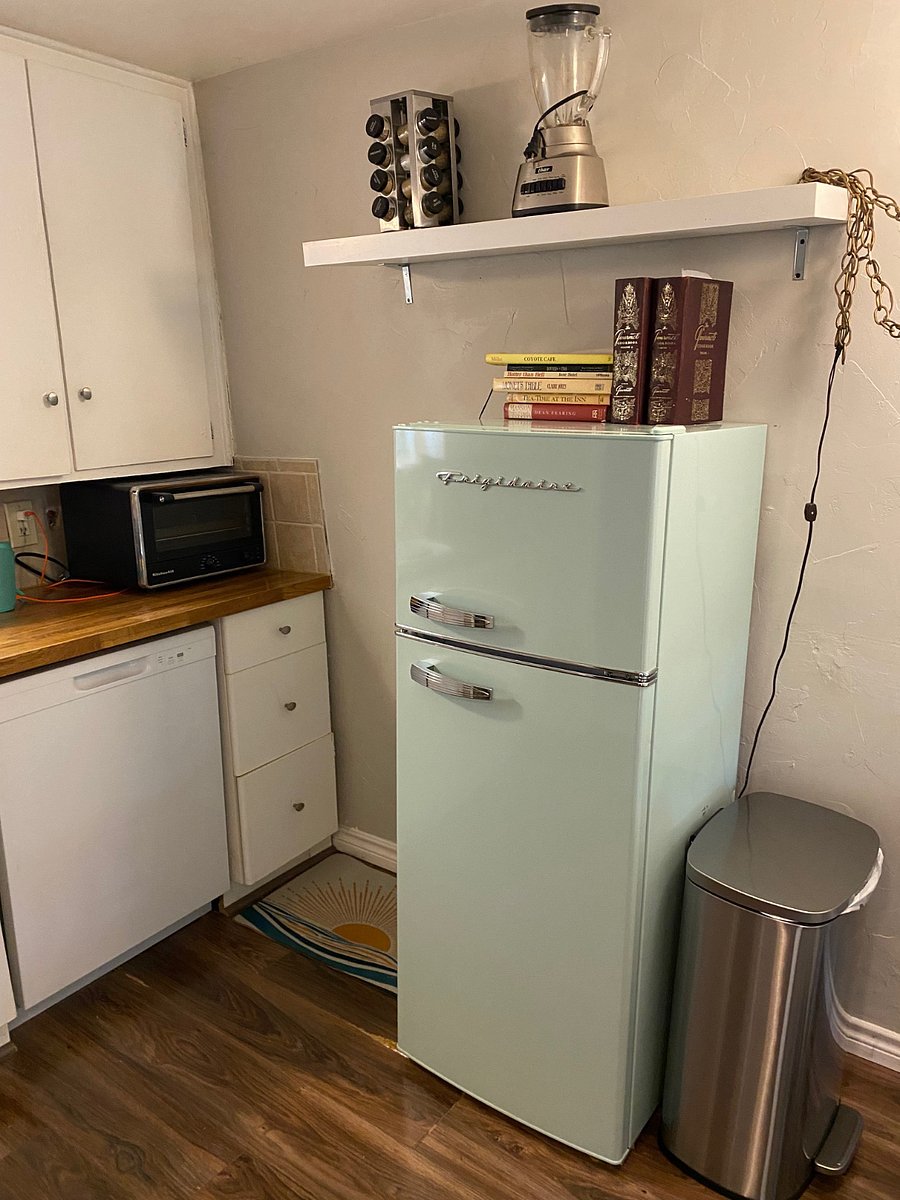 Kitchen area with new frog