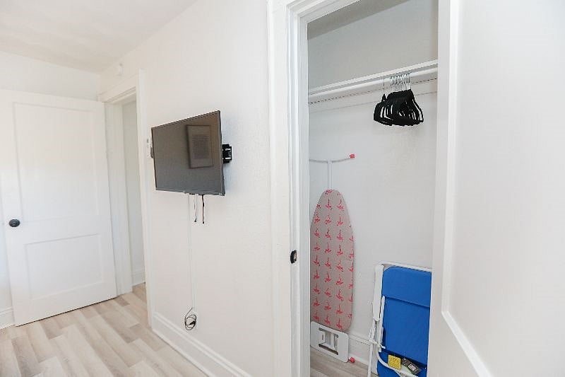 Furnished Finder property 414253_1 photo 16