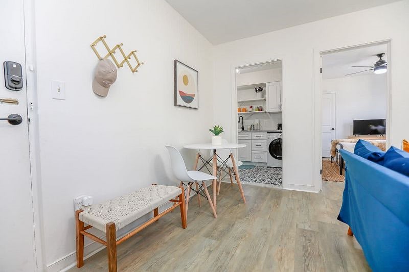 Furnished Finder property 414256_1 photo 31