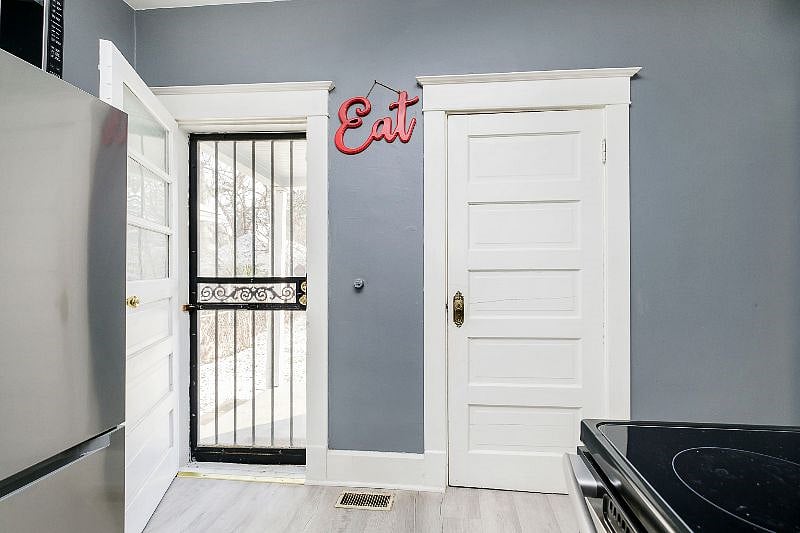 Furnished Finder property 414355_1 photo 12