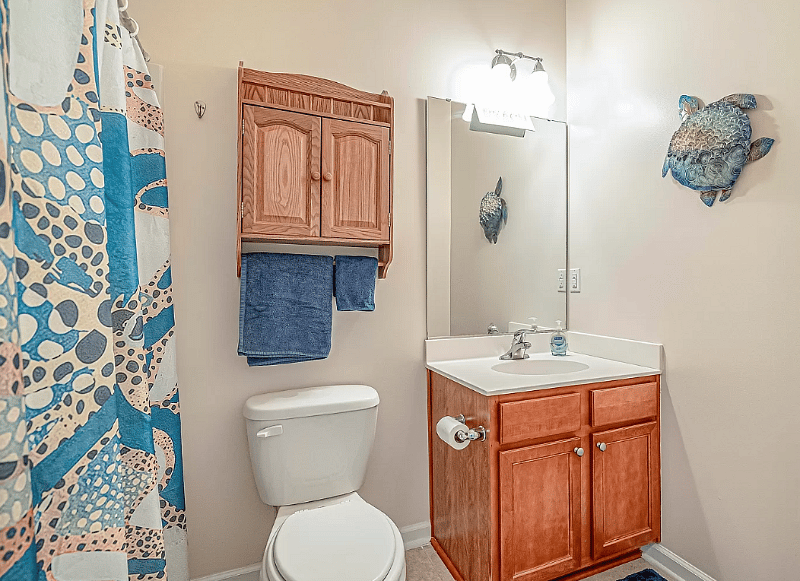 2nd Bathroom