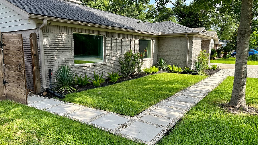 Walkway to separate entrance