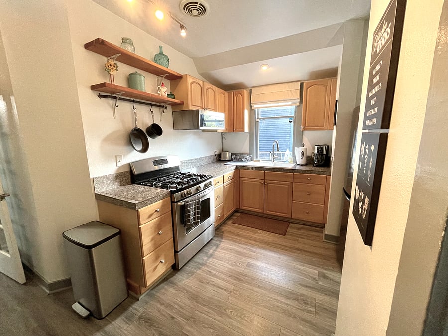 Furnished Finder property 414473_1 photo 22