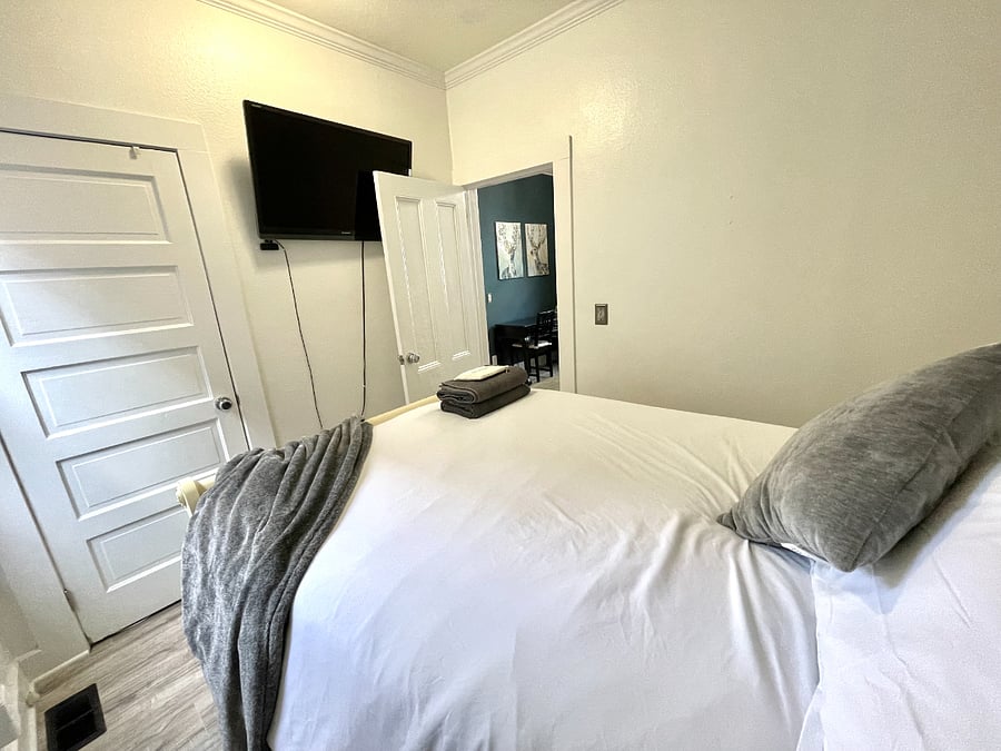 Furnished Finder property 414473_1 photo 17