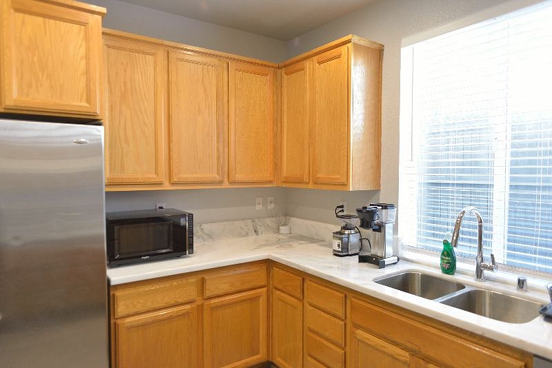 Furnished Finder property 414475_1 photo 9