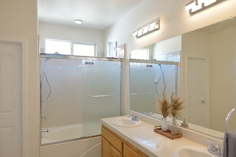 Furnished Finder property 414475_1 photo 17