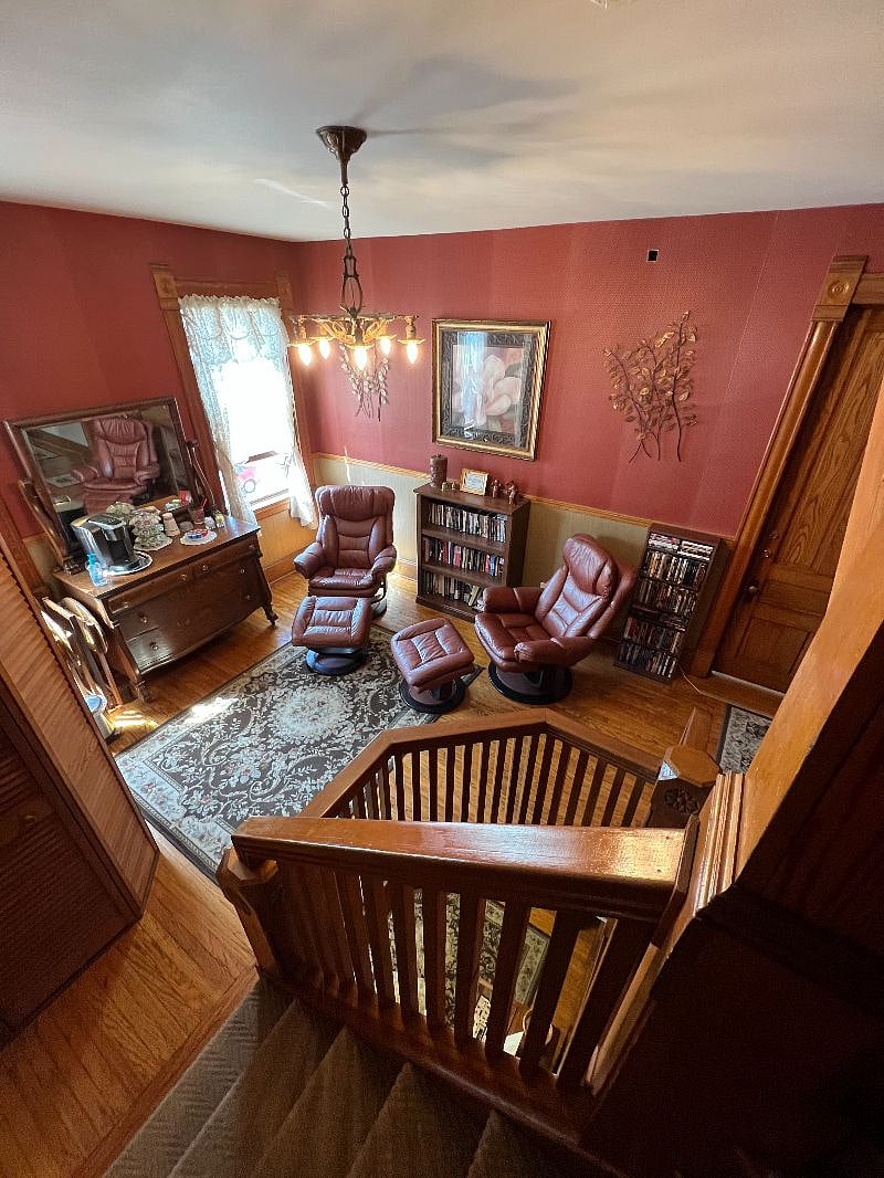 Sitting Area