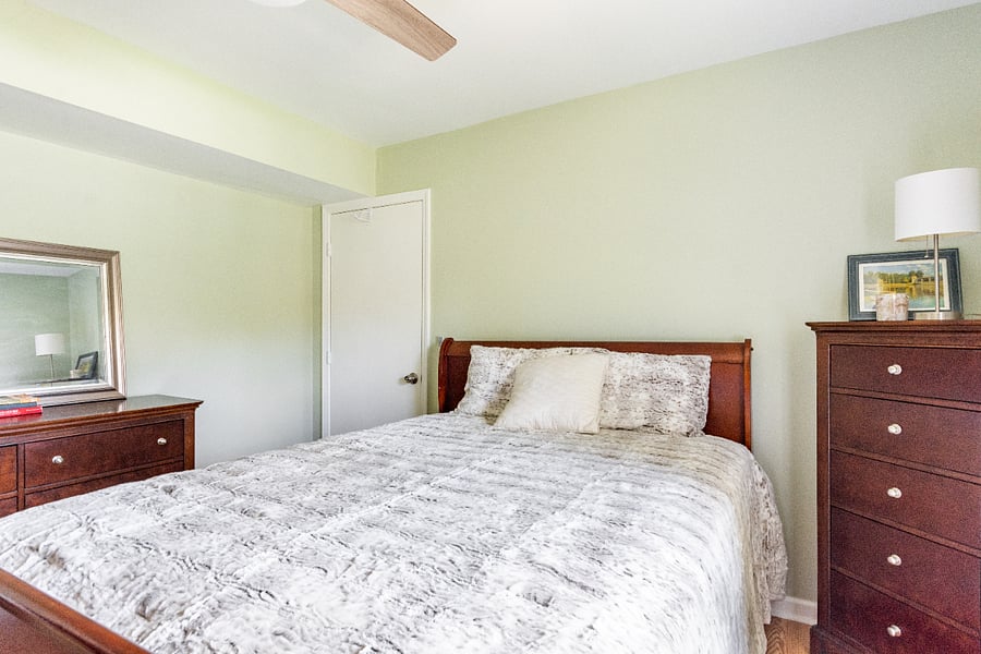 Comfortable bedrooms with ceiling fans