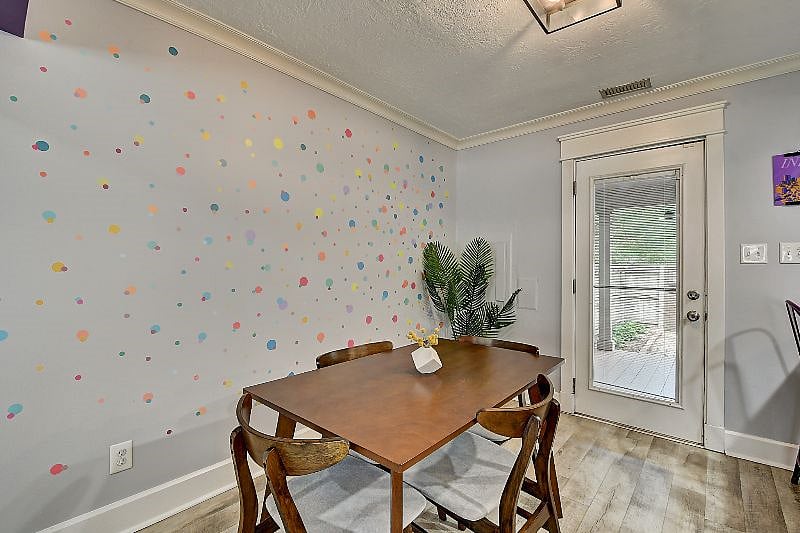 Furnished Finder property 414778_1 photo 8