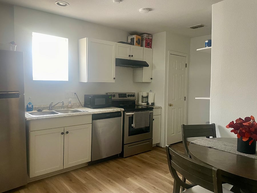 Furnished Finder property 414779_1 photo 9