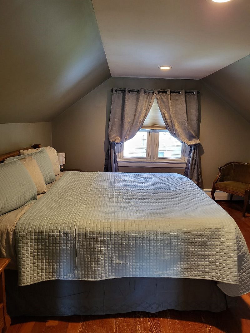 Current photo of bedroom 2 with King Bed
