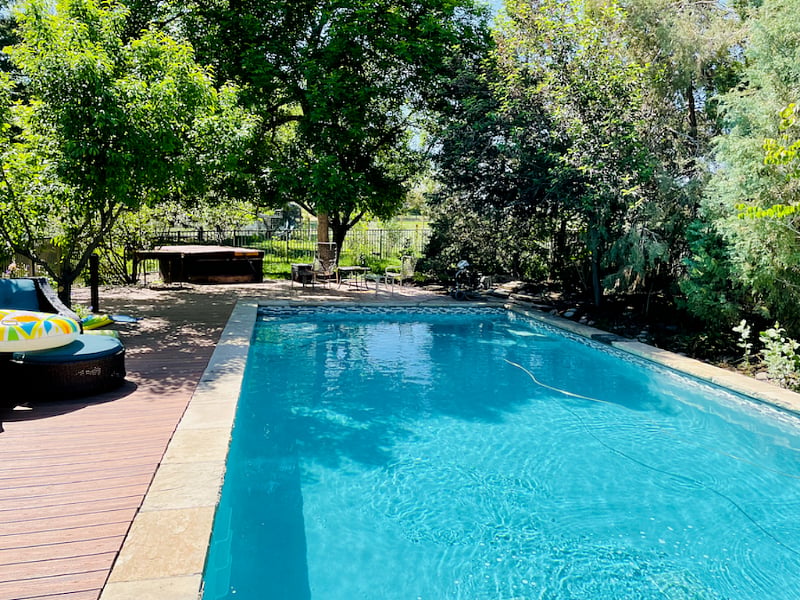 The saltwater hot-tub remains open all year round.