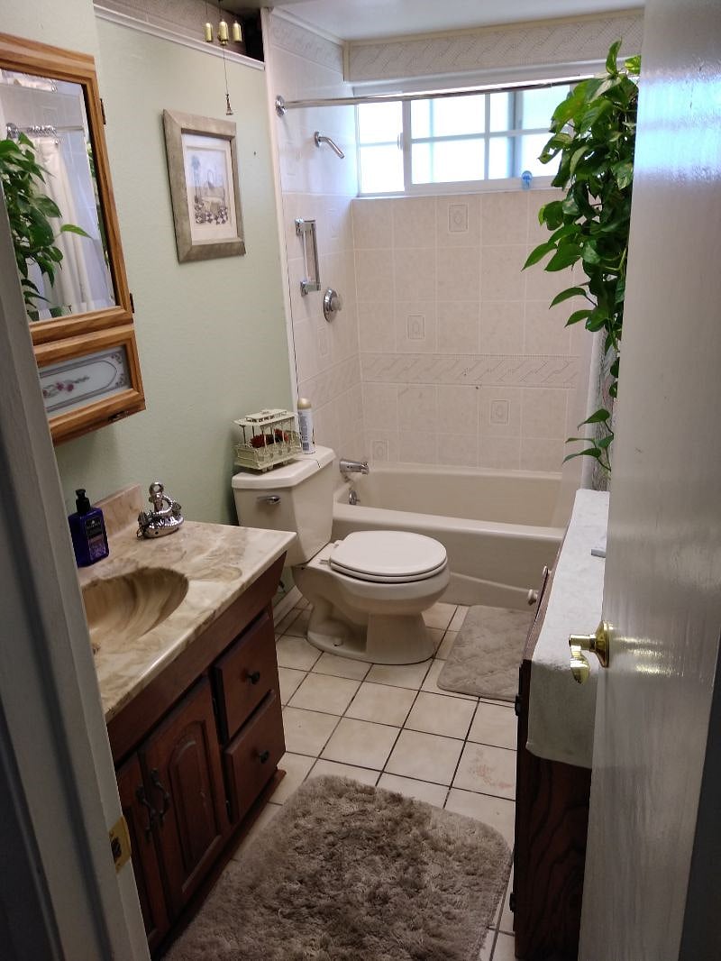 Furnished Finder property 414903_1 photo 3