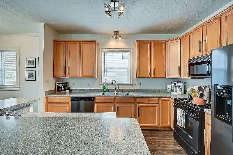 Furnished Finder property 414921_1 photo 5