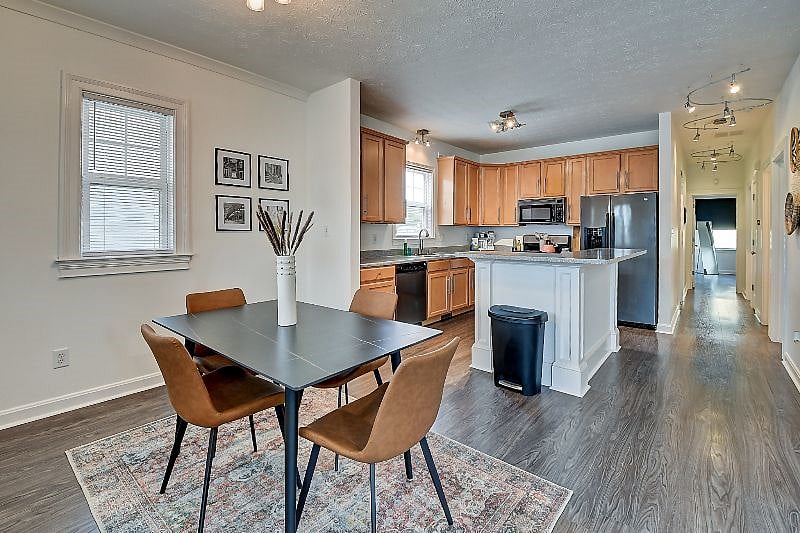 Furnished Finder property 414921_1 photo 7