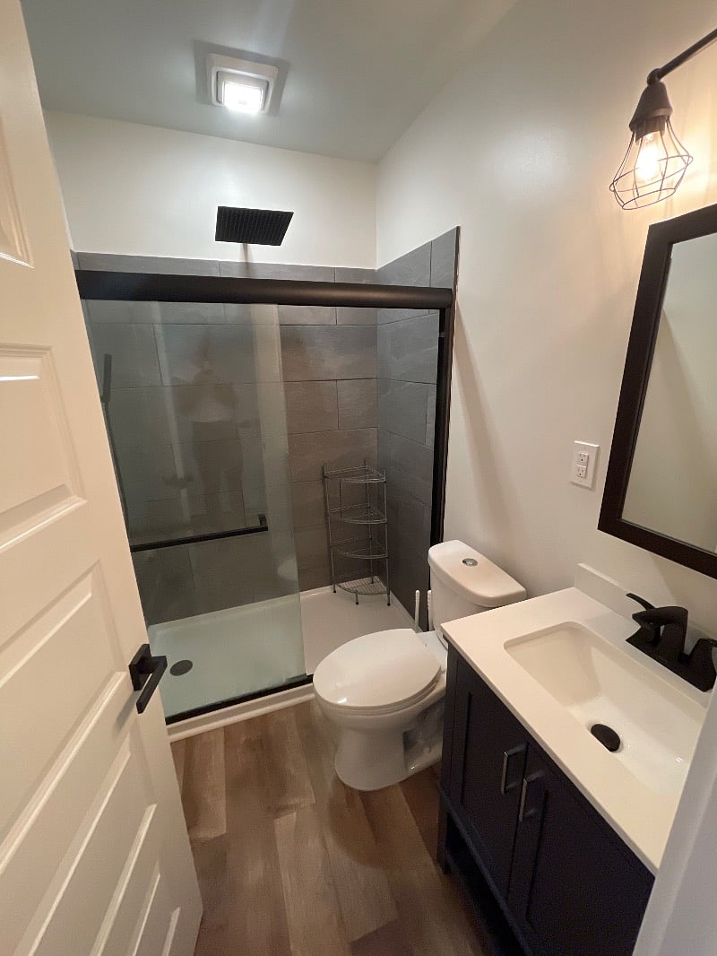 Full bathroom