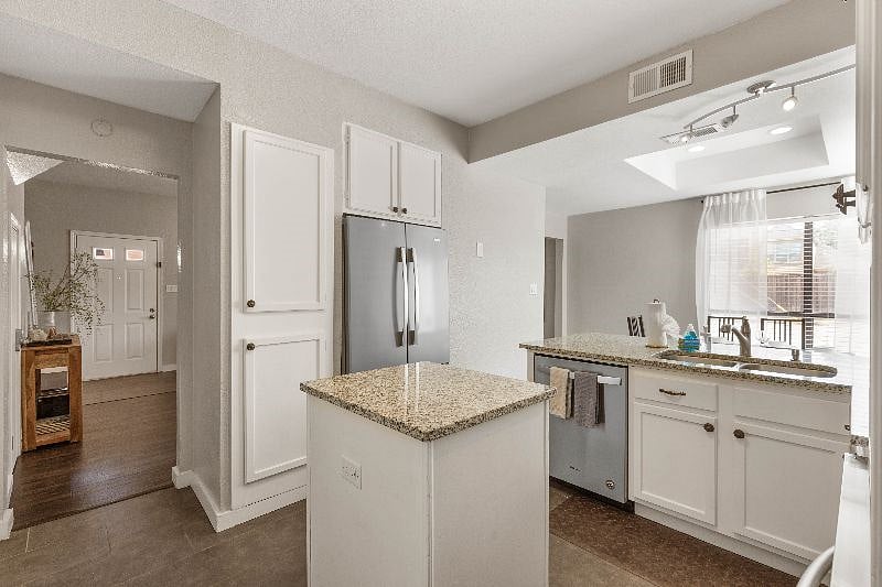 Furnished Finder property 414999_1 photo 5