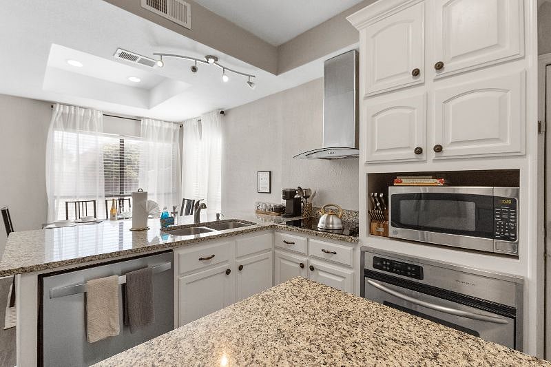 Furnished Finder property 414999_1 photo 6