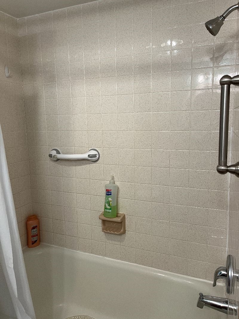 Furnished Finder property 415004_2 photo 11