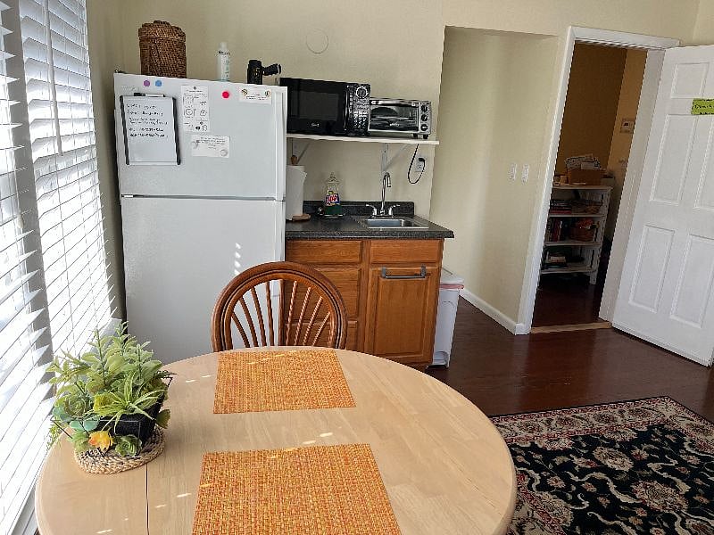 Furnished Finder property 415004_2 photo 13