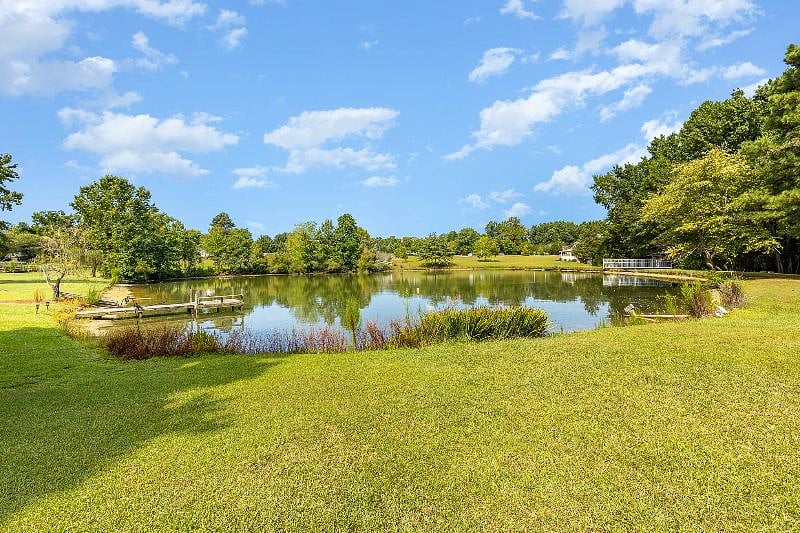 Furnished Finder property 415010_1 photo 4