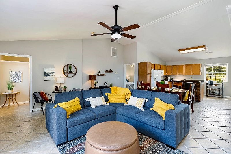 Furnished Finder property 415010_1 photo 5