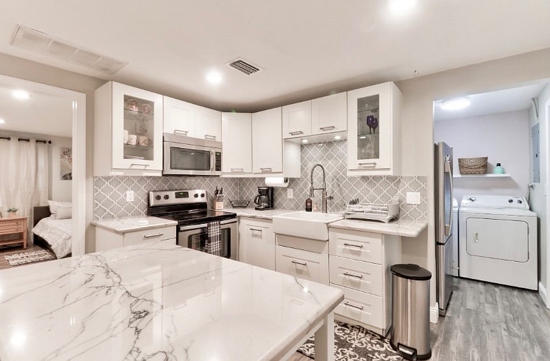 Furnished Finder property 415017_1 photo 17