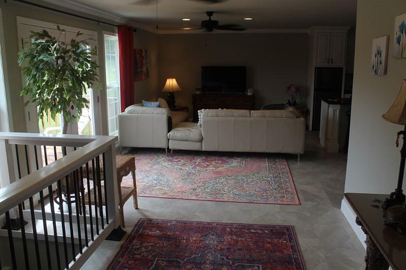 Furnished Finder property 415026_1 photo 3
