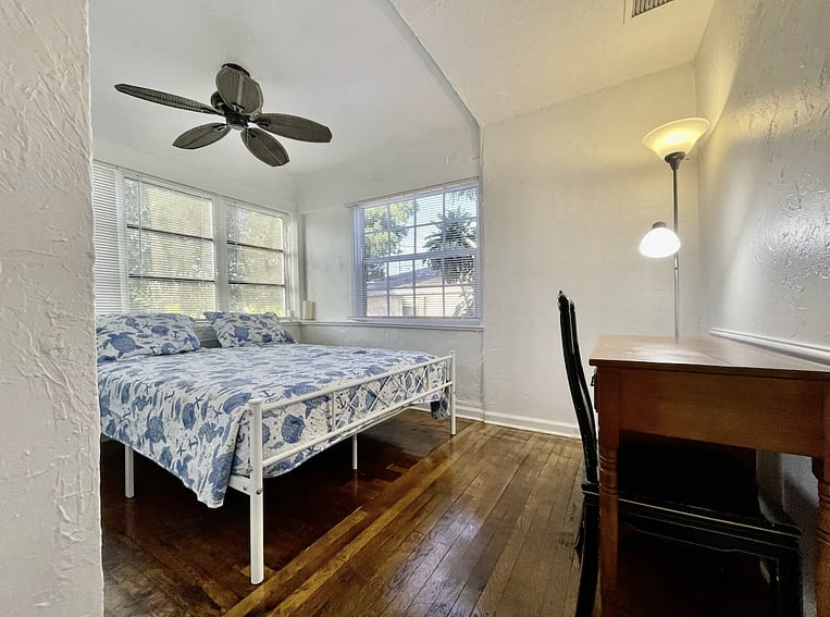 Furnished Finder property 415094_1 photo 8