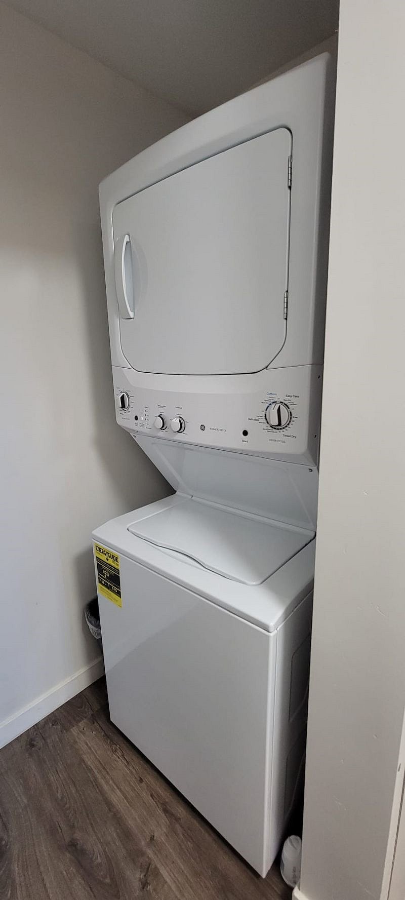Laundry machines (on the lower floor)