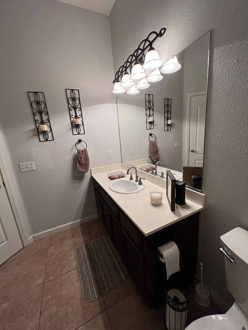 Furnished Finder property 415120_1 photo 6