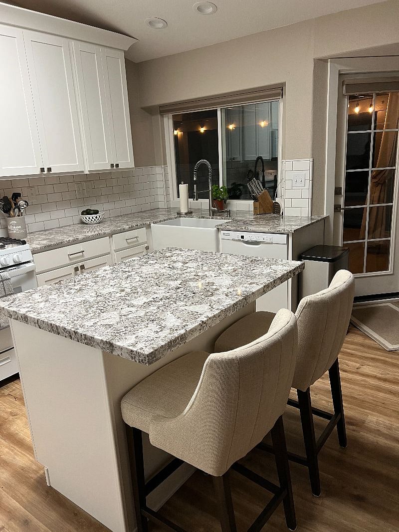 Furnished Finder property 415141_1 photo 3