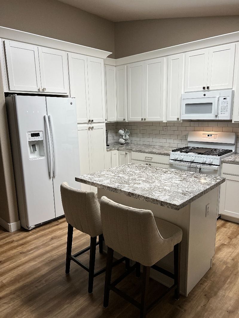 Furnished Finder property 415141_1 photo 4