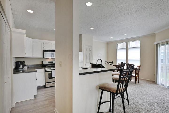 Furnished Finder property 415144_1 photo 6