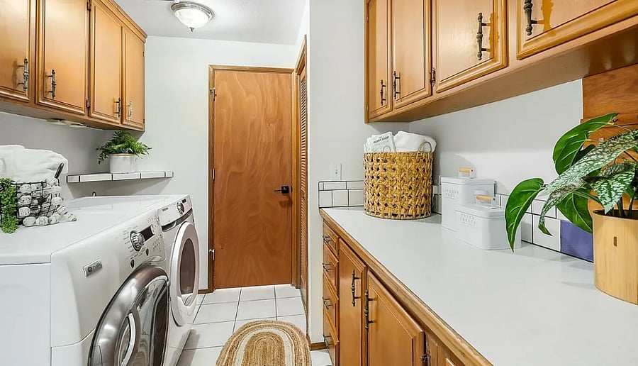 Furnished Finder property 415173_1 photo 8