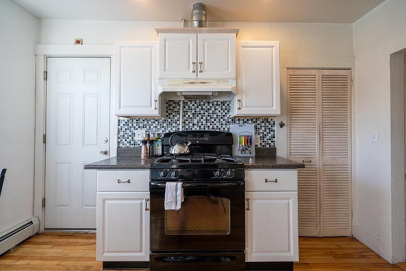 Furnished Finder property 415184_1 photo 9