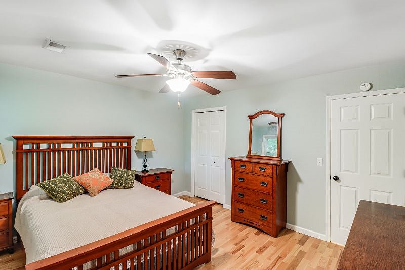 Furnished Finder property 415187_1 photo 8