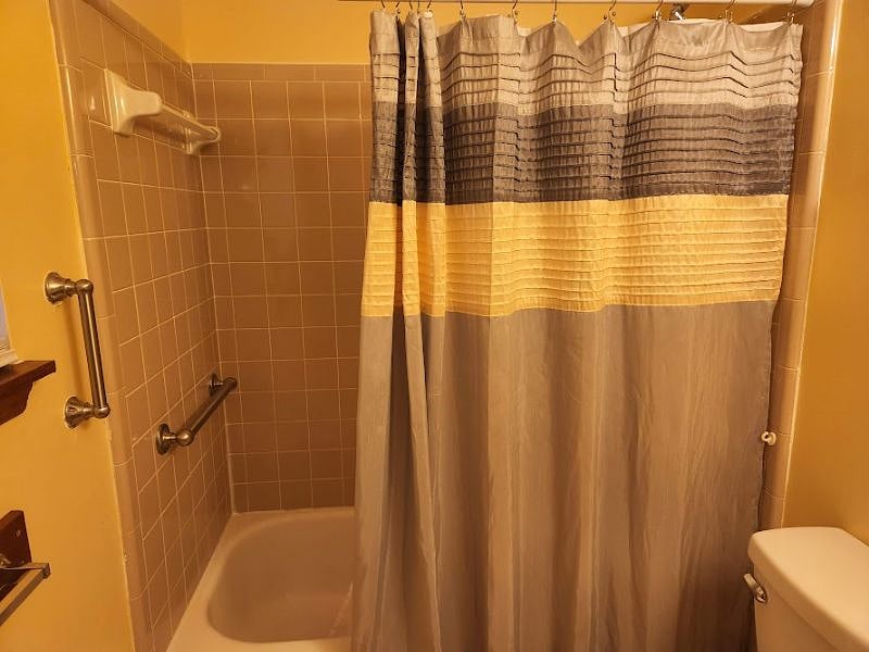 Grab bars in the tub.