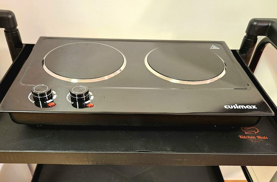 Electric cooktop.