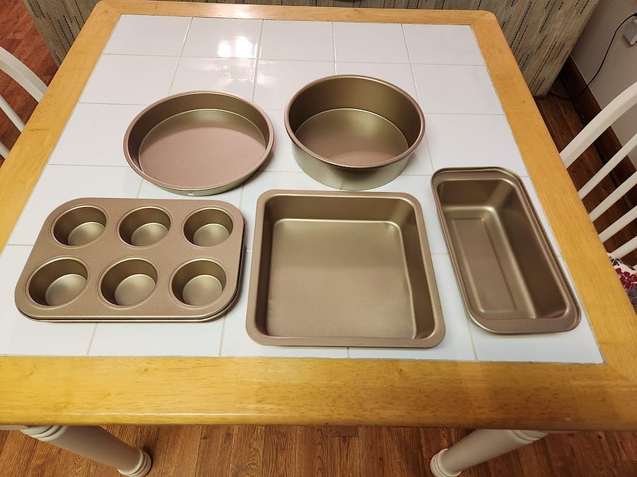 Bakeware for toaster-oven.