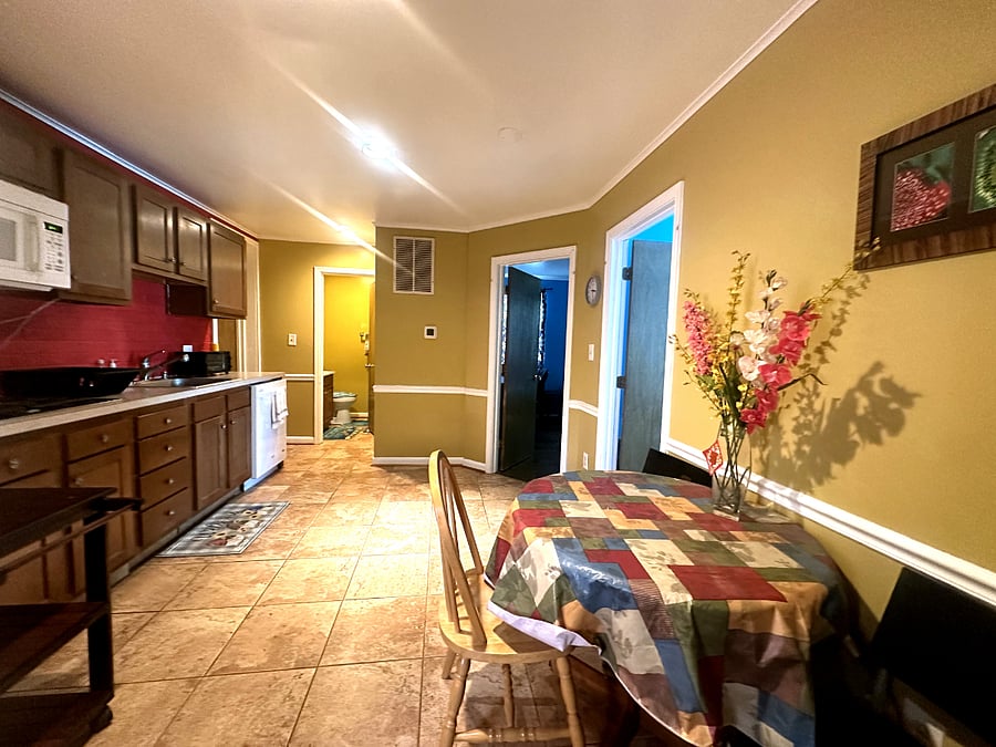 Furnished Finder property 415256_1 photo 4