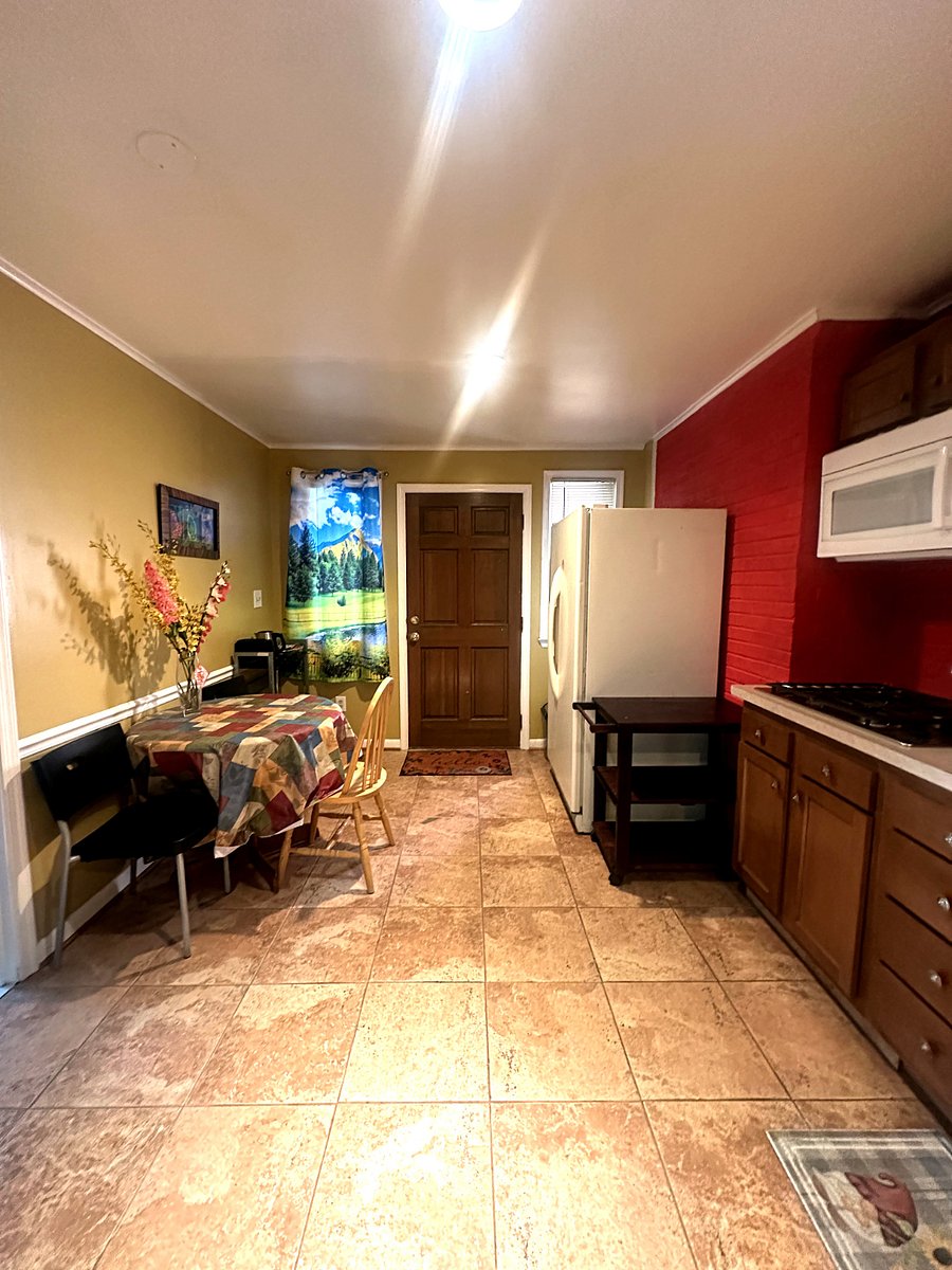Furnished Finder property 415256_1 photo 3