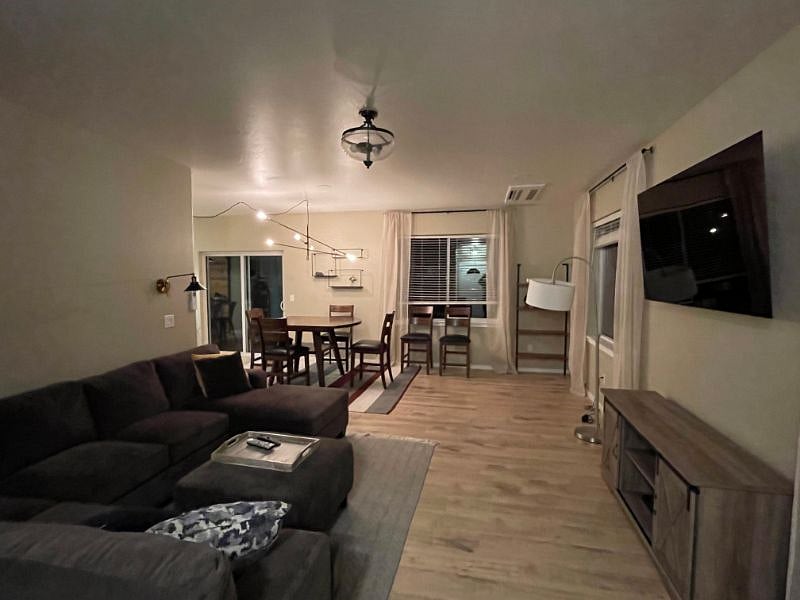 Furnished Finder property 415266_1 photo 11