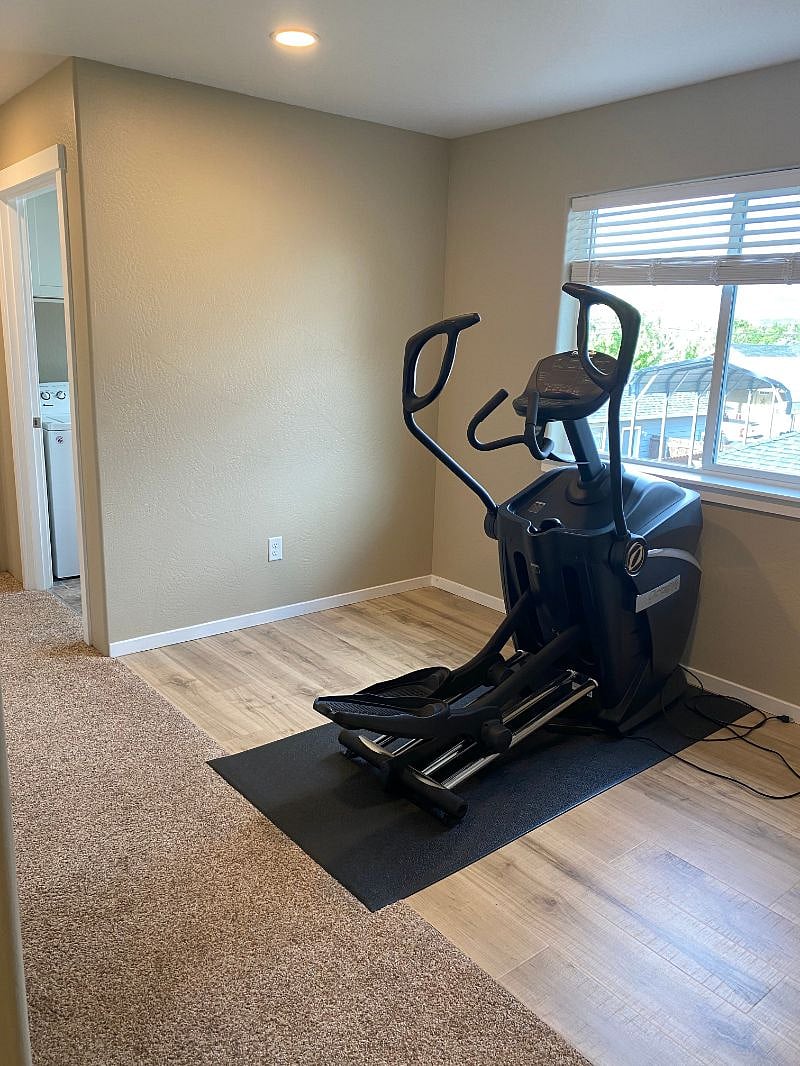 Furnished Finder property 415266_1 photo 25